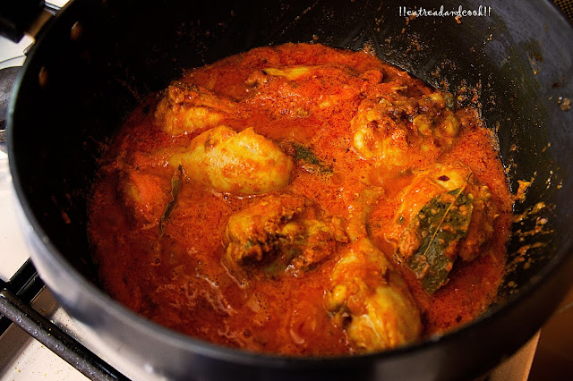 how to make Murgh Lajawab recipe / Chicken Lajawab recipe / chicken in a spicy tomato sauce recipe and preparation with step by step pictures