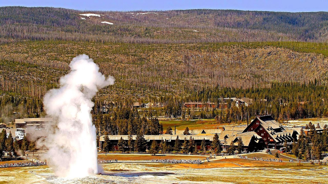 Hotels and tourist camps of Yellowstone National Park