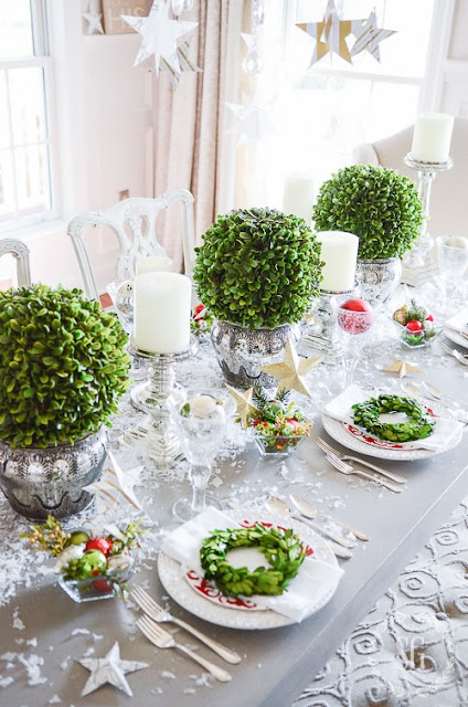 http://www.stonegableblog.com/boxwood-and-stars-christmas-tablescape/ 