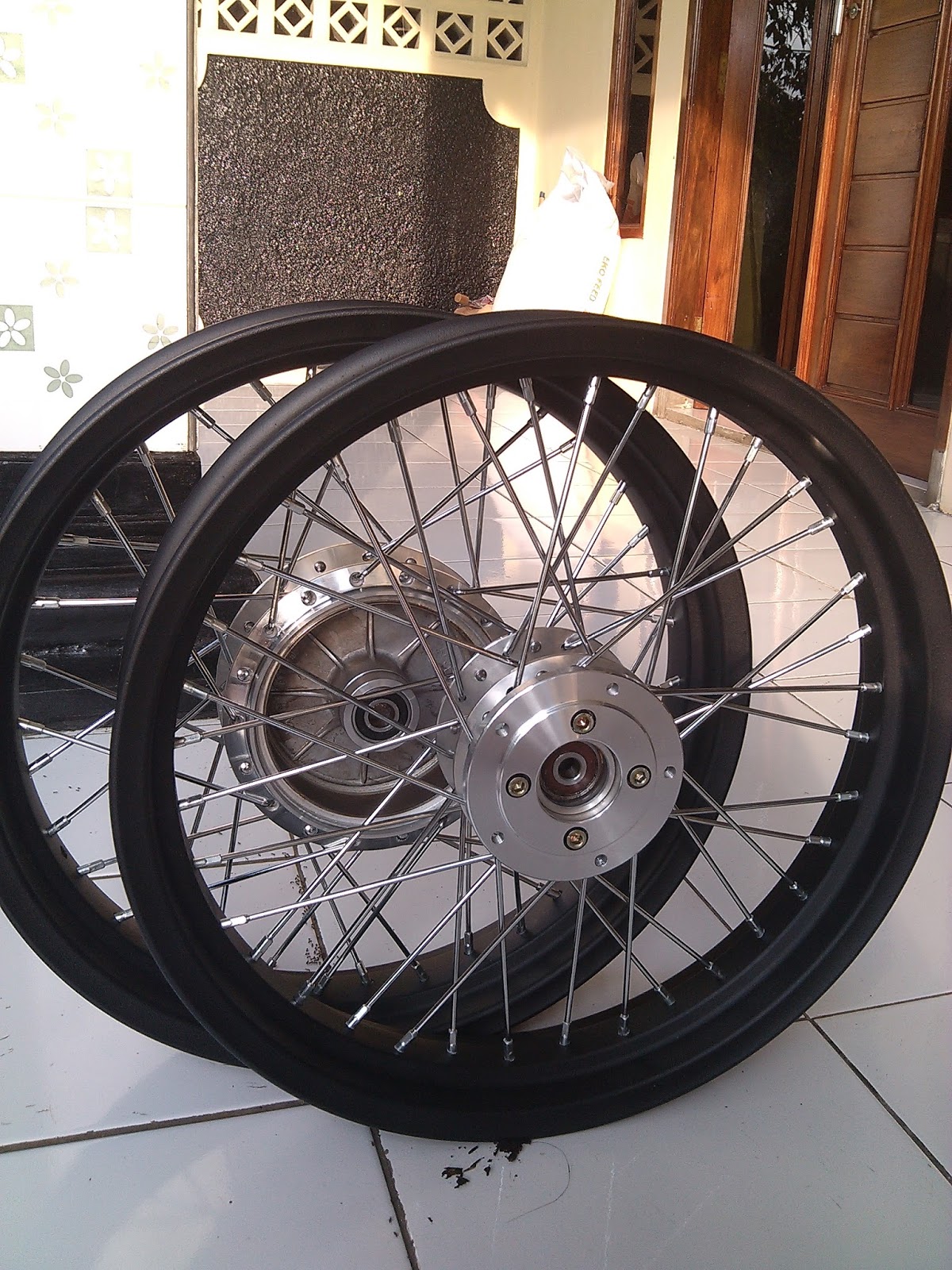 Modif OLD Vixion Ala Street Fighte OLD VIXION PAKAI VELG JARI JARI