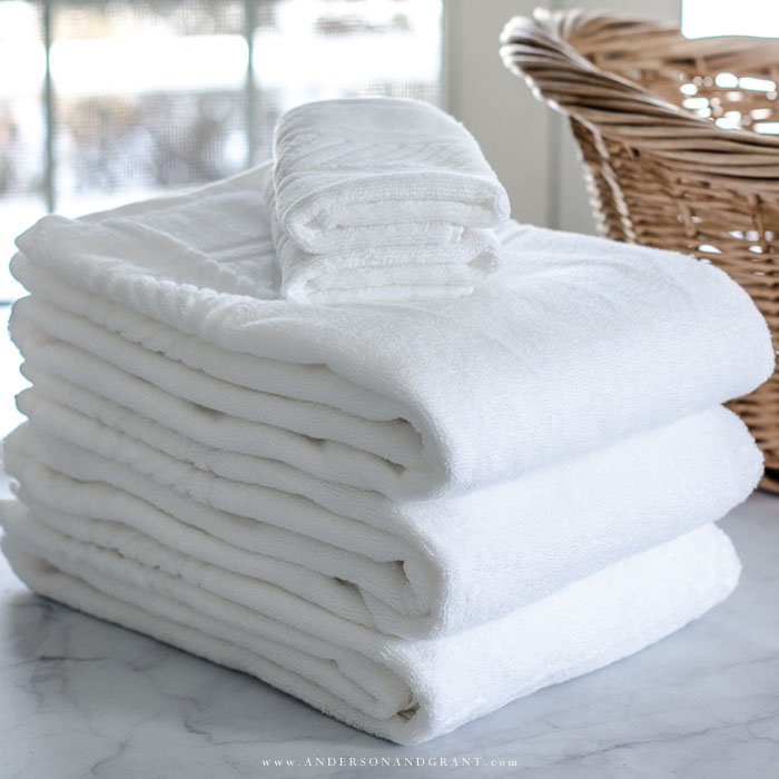 How to Fold Bath Towels for a Tidy Linen Closet ANDERSON