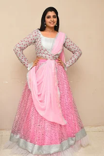 Anchor Syamala beautiful looks in pink dress photoshoot