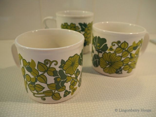 lingonberryhouse, retro, mugs, mukit, kirpputori, flea market