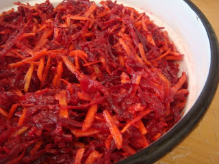 Articole culinare : Salata de sfecla rosie si morcov
