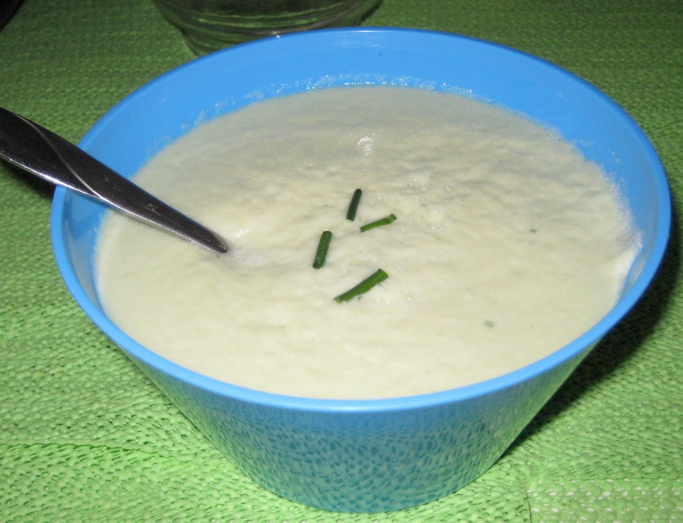 Creamy Cucumber Soup (serves 4)