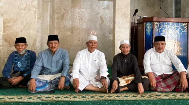 Ini pesan Sukiman saat jadi khatib jumat di Masjid Al-Islah Mataram