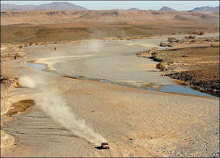 Resultado de imagem para FOTOS DE RIOS TEMPORÁRIOS DO DESERTO