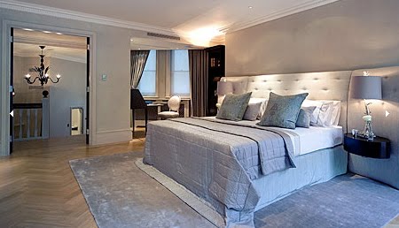 exclusive-luxury-bedroom-furniture-design.jpg