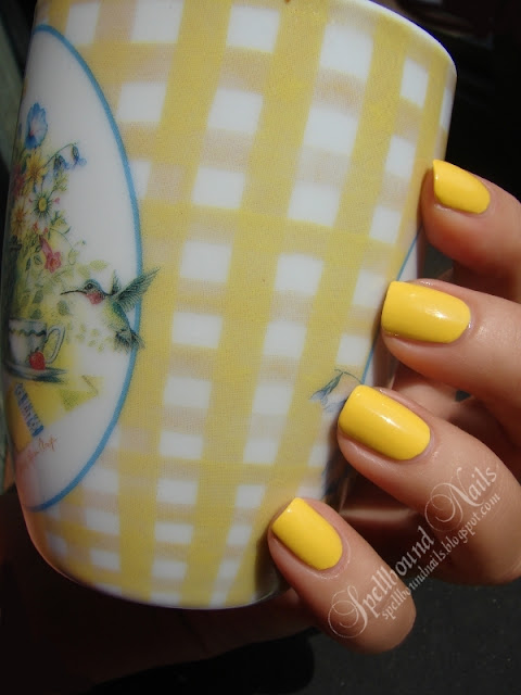 nails nailart nail art Spellbound mani manicure gingham checkers checkered yellow white blue Konad stamping stamp stamped stamper tape taping taped Coffee cup inspired inspiration obsession