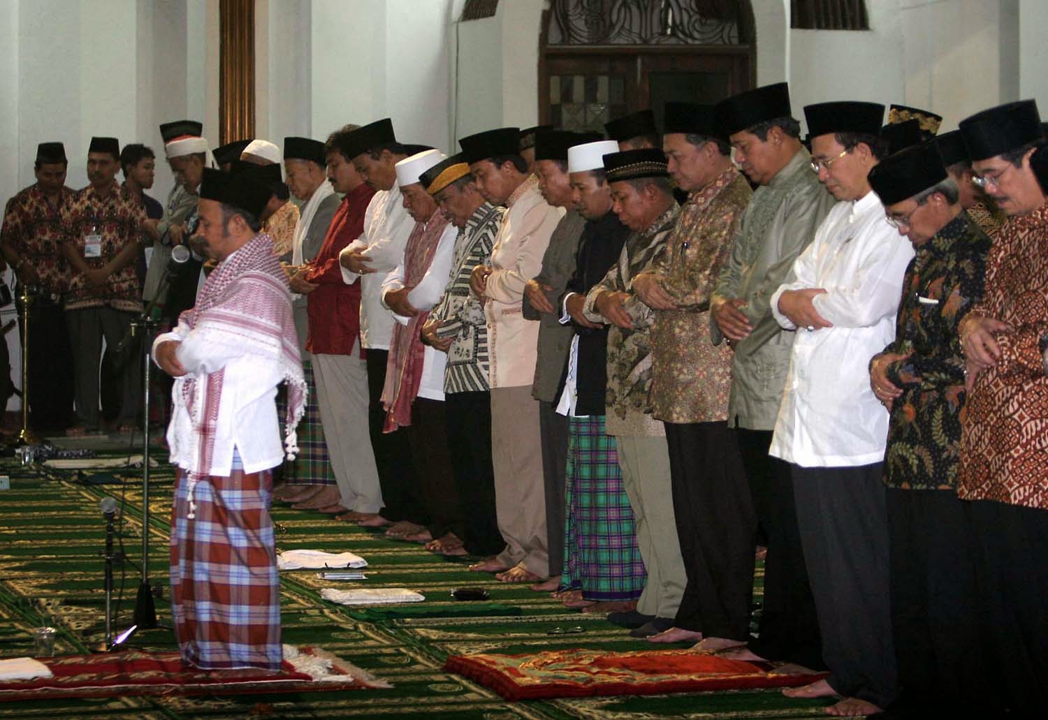 Animasi Orang Sholat Berjamaah Bliblinewscom