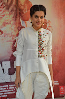 Taapsee Pannu Looks Super Cute in White Kurti and Trouser 24.JPG