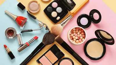 Basic Makeup Kit Essential