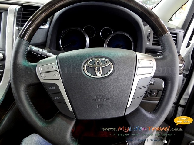 Mega web toyota MPV