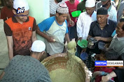 Bagi-Bagi Bubur Khas Timur Tengah, Tradisi Ramadhan Di Kampung Arab Tuban