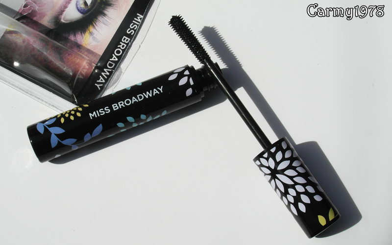 miss-broadway-mascara-maxy-eyes