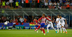 Real Madrid Campeón de Europa por 11ª vez - San Siro - Griezman falla penalty contra el Real Madrid en la Final de la Champions League - Real Madrid 1-1 Atlético de Madrid - Foto vía Antena 3 Álvaro García - ÁlvaroGP - el troblogdita