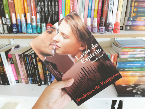 Livro que li: Laços do Espiríto, Richelle Mead