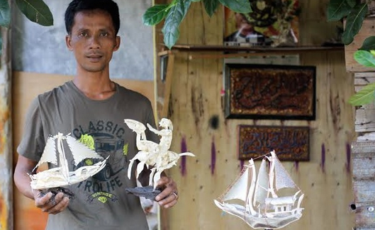 Kerajinan  Tulang Ikan Memiliki  Nilai  Ekonomi Pengusaha