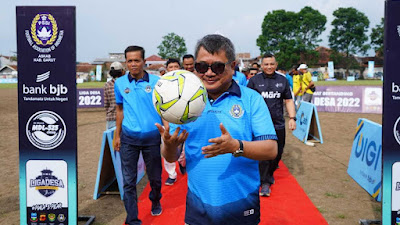 Bupati Garut: Saya Akan Undang Persib Bandung Juara Liga 1 Bertanding Dengan Juara Liga Desa
