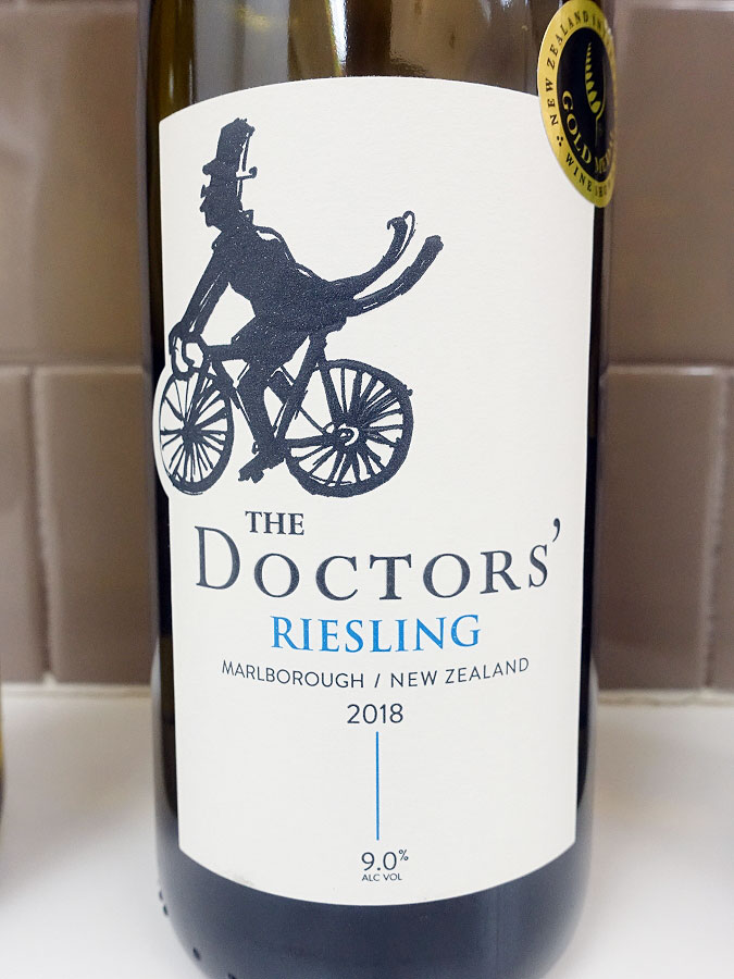 The Doctors' Riesling 2018 (89 pts)