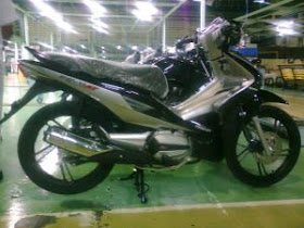 Gambar New Honda Revo AT Matic