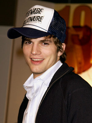 ashton kutcher twin. Ashton Kutcher Pictures