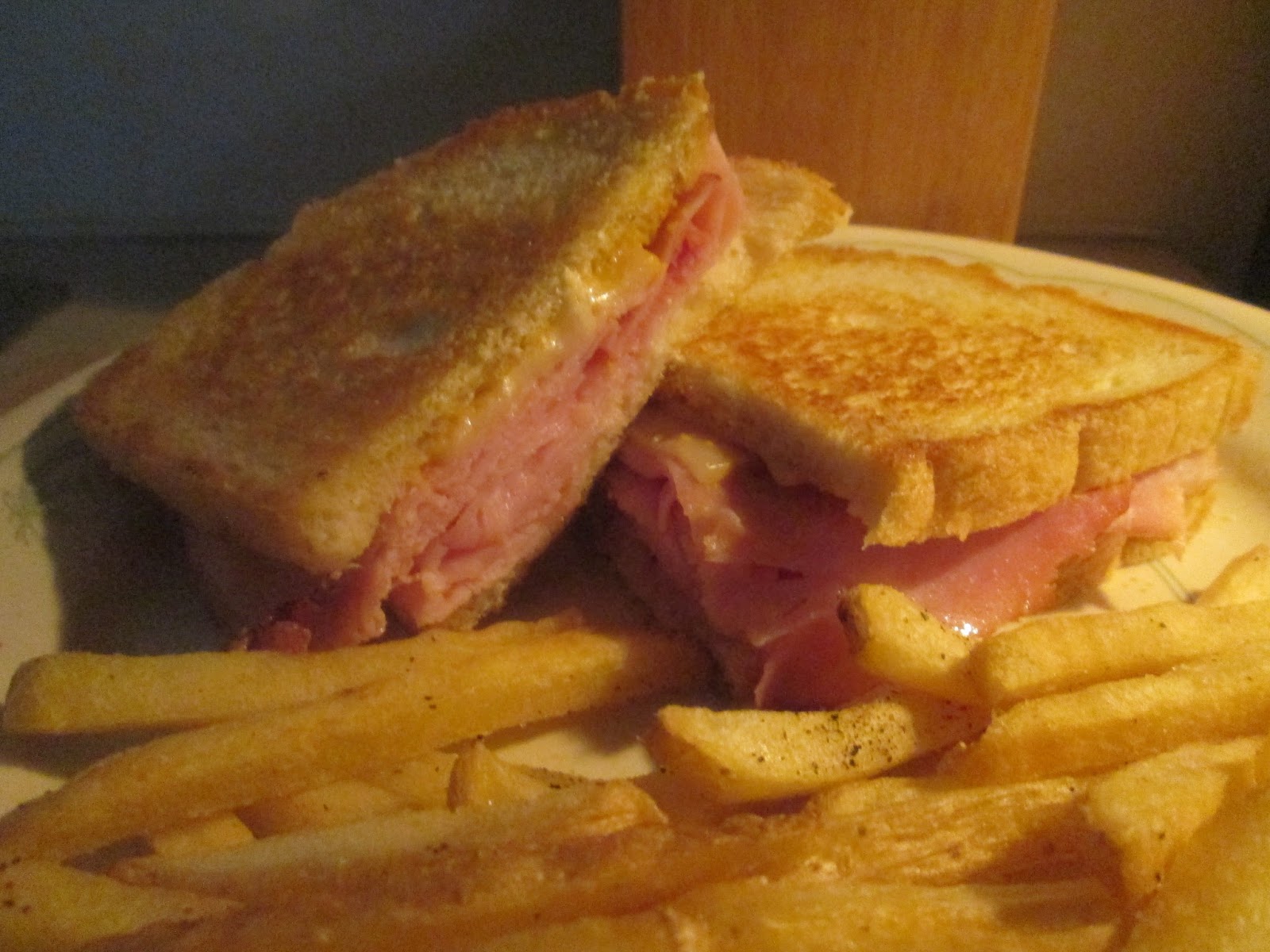 Diab2Cook: Grilled Ham and Swiss on Sour Dough Bread w ...