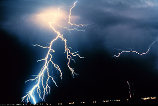 Lightning black, widescreen, free download, computer, clouds, bolt, hit pictures