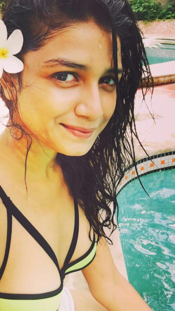 Sauraseni Maitra bikini swimsuit hot actress taj web series