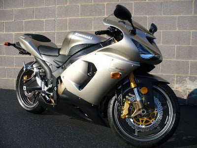 2005 Kawasaki Ninja ZX 6R Gallery