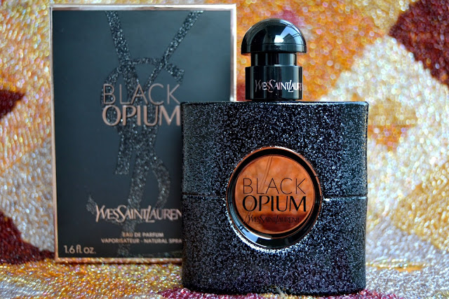http://www.syriouslyinfashion.com/2015/12/yves-saint-laurent-black-opium-review.html