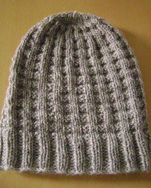 Waffle Hat - Free Knitting Pattern 