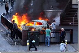 burning-car_1968493i