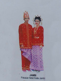 Pakaian Tradisional Jambi