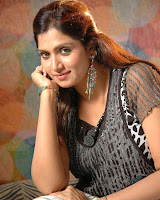 Bhuvaneshwari hot pictures