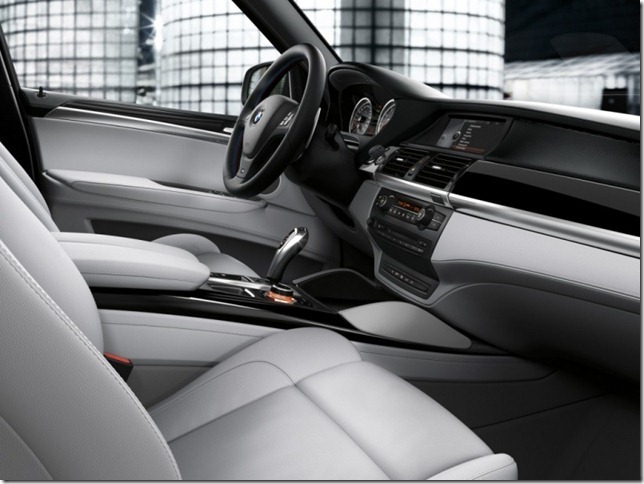 BMW_X5M_oficial_2012_05_800_600