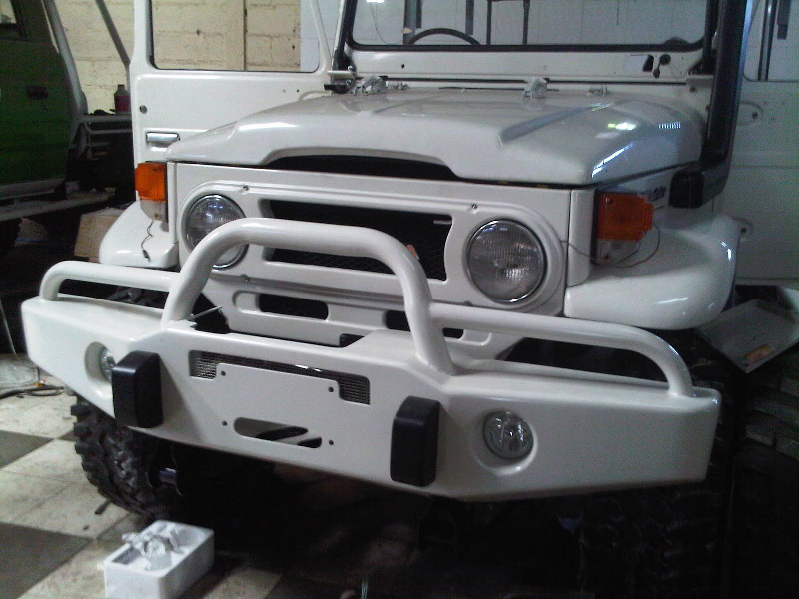 Membangun Toyota FJ 40 LC Kanvas Softop Tahun 1978 RANCA 4WD