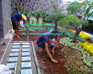 http://mulyaasritaman.blogspot.com/2015/09/jasa-pembuatan-taman-tukang-kebun.html