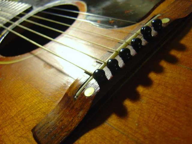 Bridge Guitar4