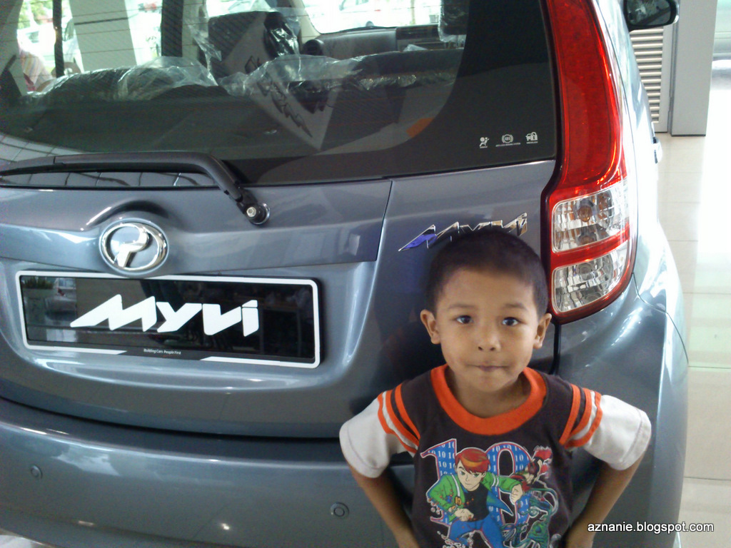 Tentang Aku: Melawat Pusat Jualan Perodua Plentong