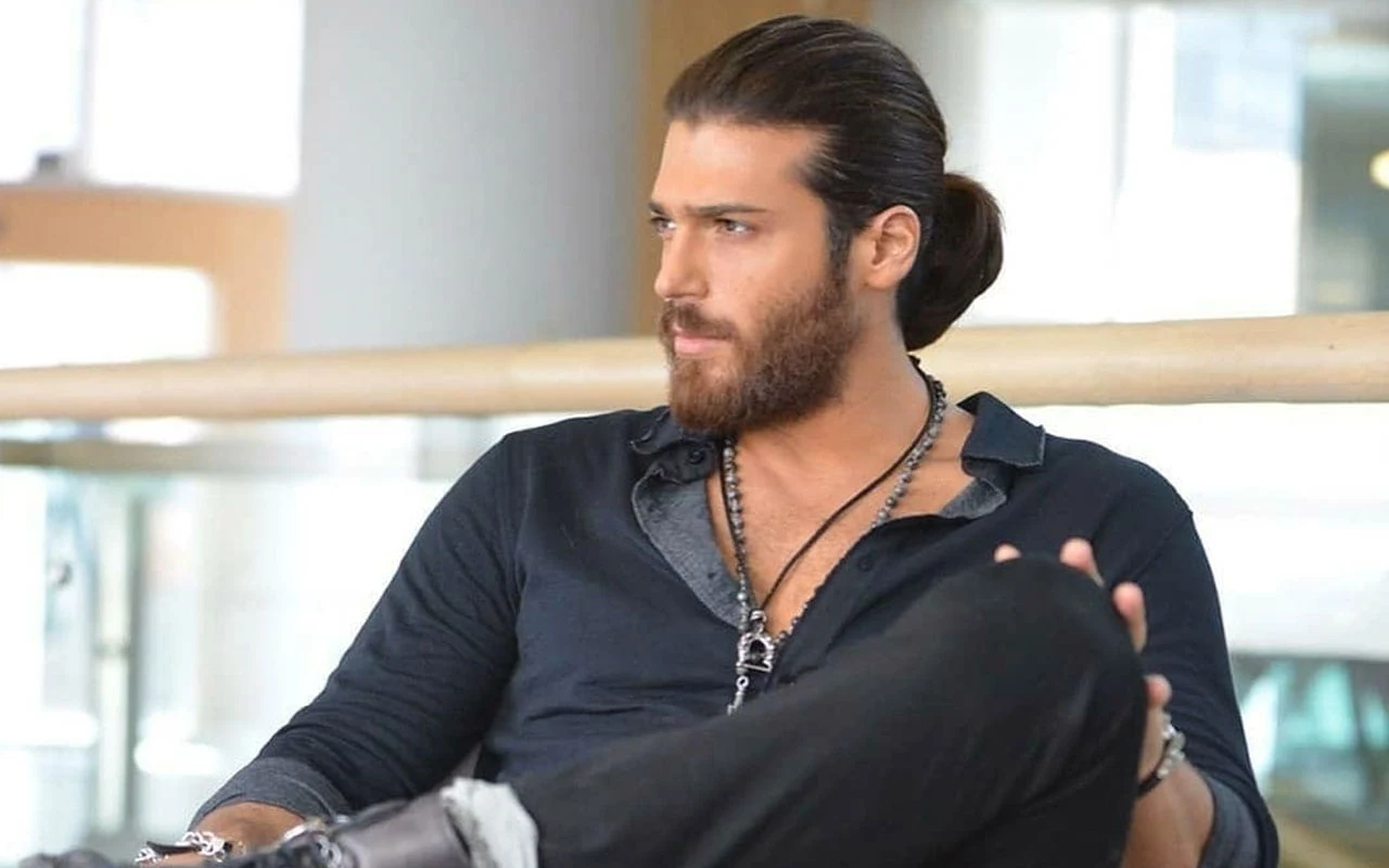 "Love, Romance, Heartbreak: the Ingredients of Life's Tumultuous Dance. In the world of Turkish television and cinema, few names have captured the collective imagination as much as Can Yaman and Demet Özdemir.