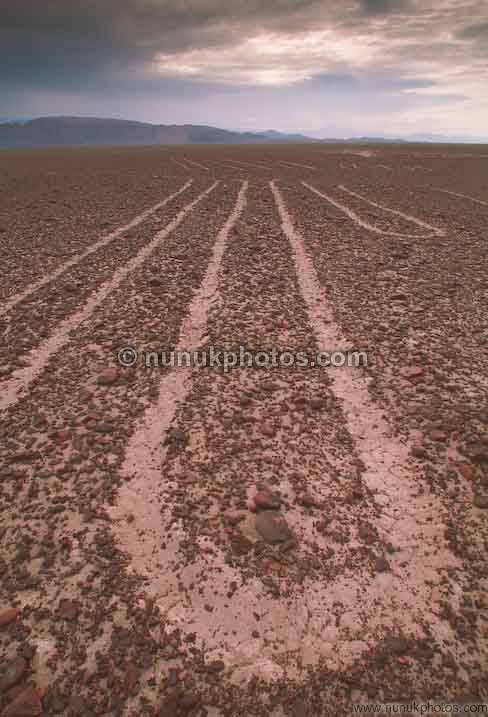 Lukisan Bergaris Di Gurun Nazca Dilihat Dari Jarak Dekat