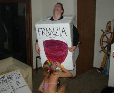 Most Perverted Halloween Costume Seen On  lolpicturegallery.blogspot.com