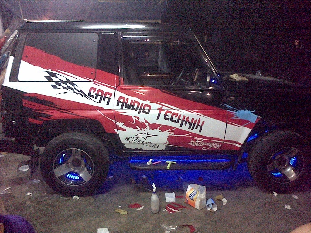 Gambar Cutting Sticker Mobil Taft Modifikasi Motor