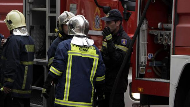 Τραγωδία στο Αίγιο – Μία γυναίκα νεκρή από φωτιά στο σπίτι όπου διέμενε- Μάχη με τις φλόγες στις 4 το πρωί