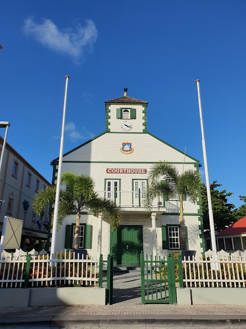 St Maarten