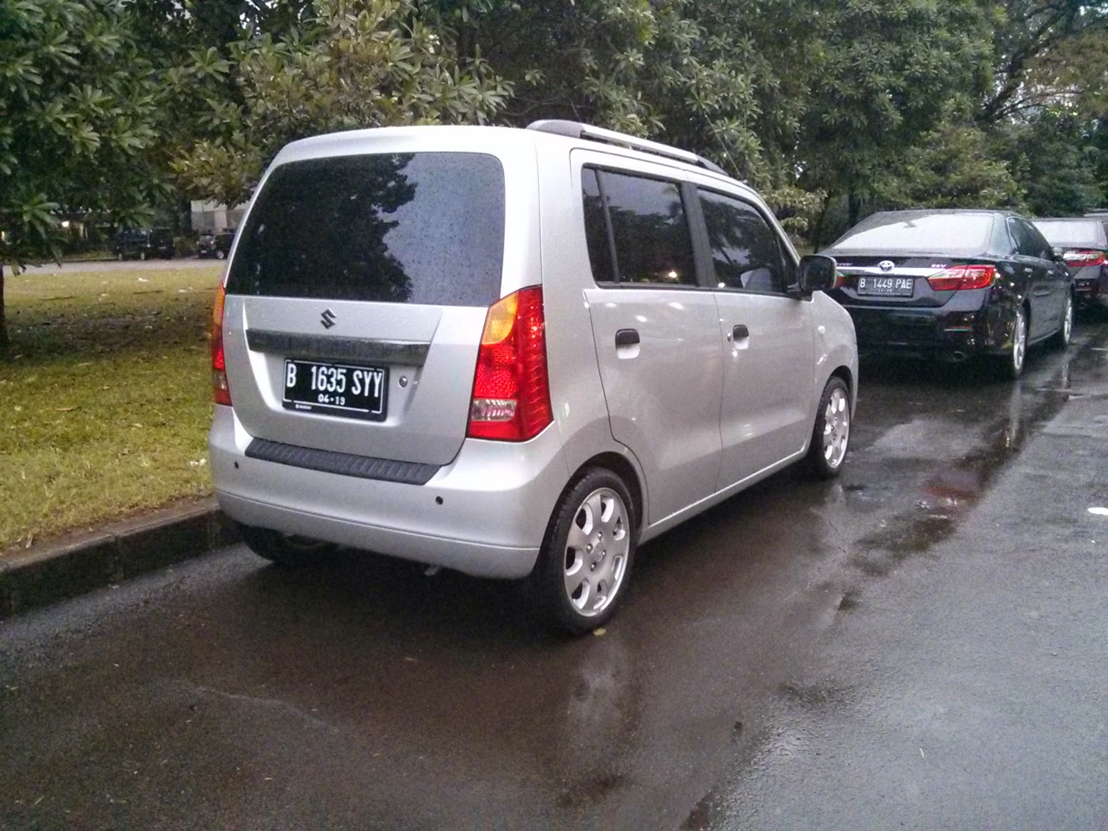 Bekas Velg Mobil Karimun Wagon R R 13 Gambar Foto Terbaru Terlengkap