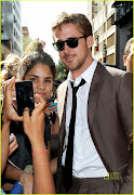 Ryan Gosling Looking Fly On His Way to Letterman