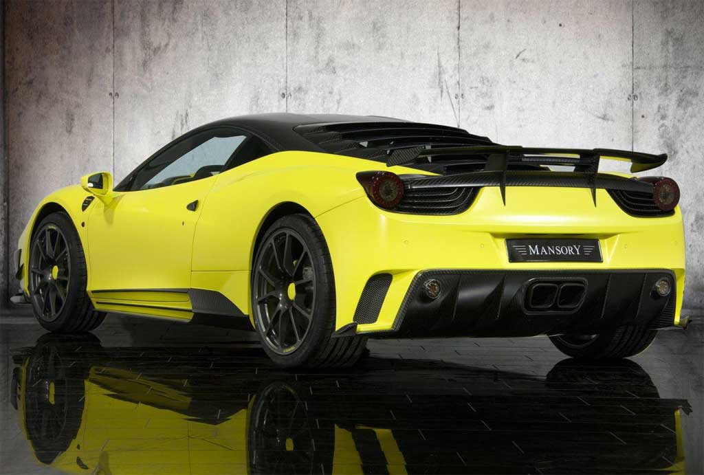 The aerodynamic package Syracuse Italia Mansory Ferrari 458 is made of 