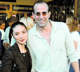 Picture of Toshimi Stormare with her hubby Peter Stormare